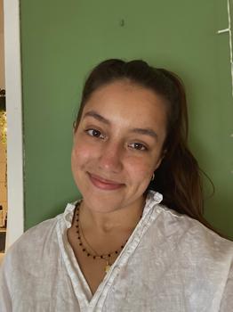 Clases particulares de educación primaria, latín o apoyo con los deberes con Leila