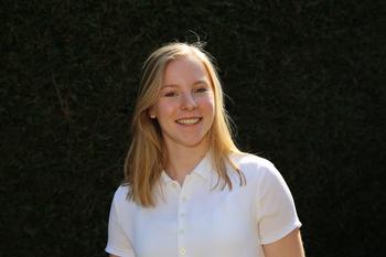 Clases particulares de matemáticas, química o biología con Emma