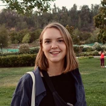 Clases particulares de curso de iPad, otros idiomas o latín con Nora