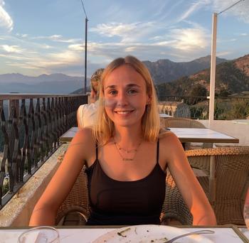 Clases particulares de geografía, contabilidad y finanzas o economía con Céline
