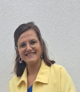 Clases particulares de educación primaria, matemáticas o técnicas de estudio con Delphine