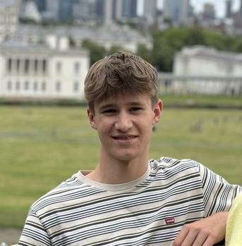 Clases particulares de Python, física o química con Michiel