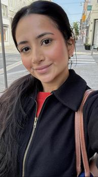 Clases particulares de biología, química o educación primaria con Lena