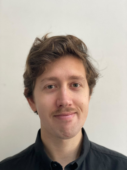 Clases particulares de física, biología o química con Frederik