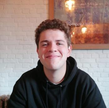Clases particulares de informática, C++ o física con Jonas