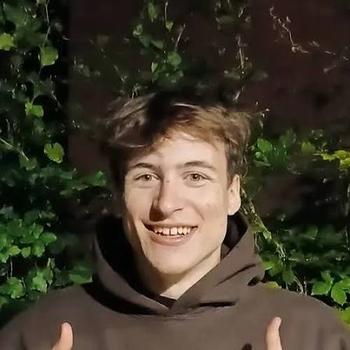 Clases particulares de R Studio, C++ o Java con Milo